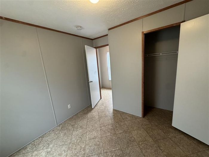 Fort Wayne MHC - Unit 928 - Bedroom