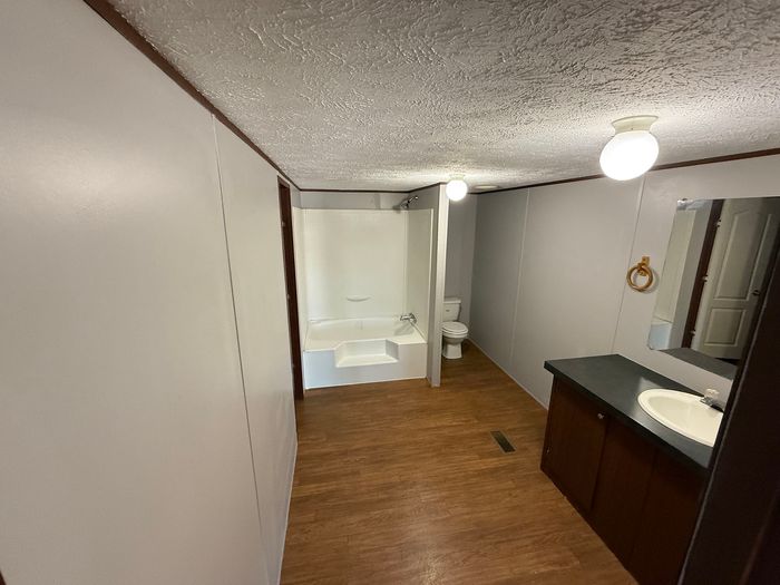 Dry Creek - Unit 27 - Bathroom