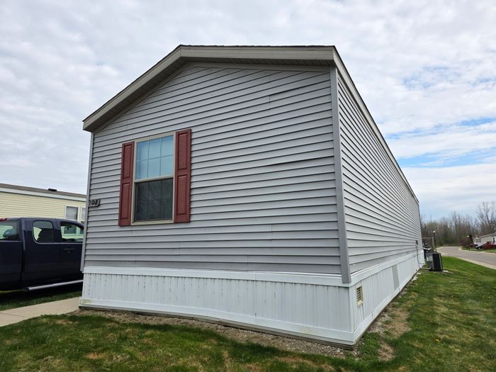 Birchwood MHP - Unit 108 - Exterior