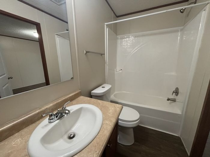 Pasadena MHC - Unit CON3616 - Bathroom