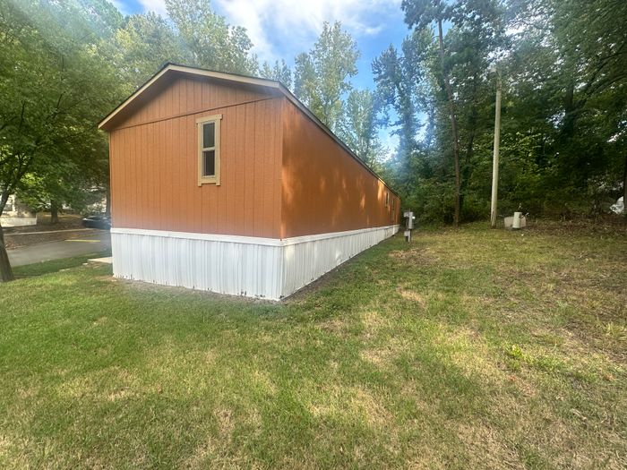 Rolling Hills MHP - Unit 108 - Exterior