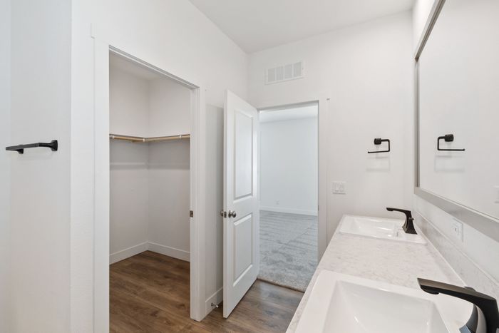 The Lakes at Hemet West - Unit 712 - Bathroom