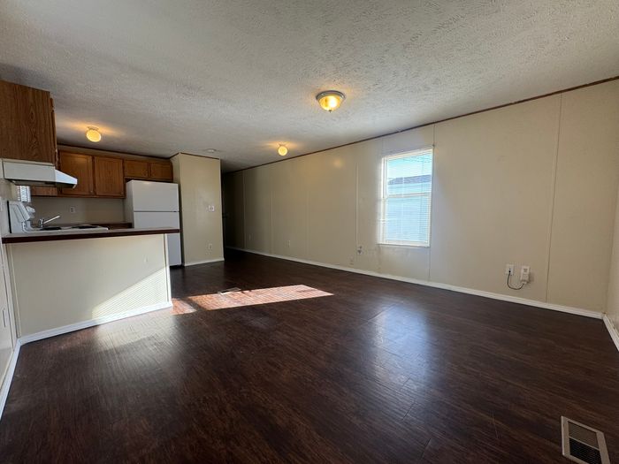 Colonial Gardens KS - Unit 41 - Interior