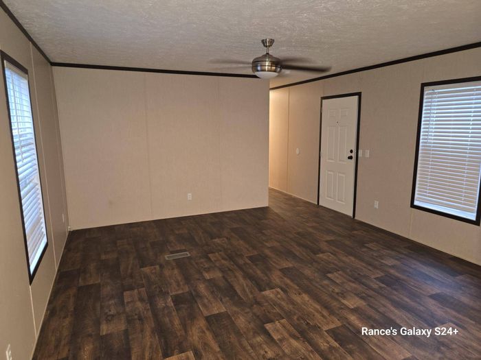 Rolling Hills MHP - Unit 57 - Interior