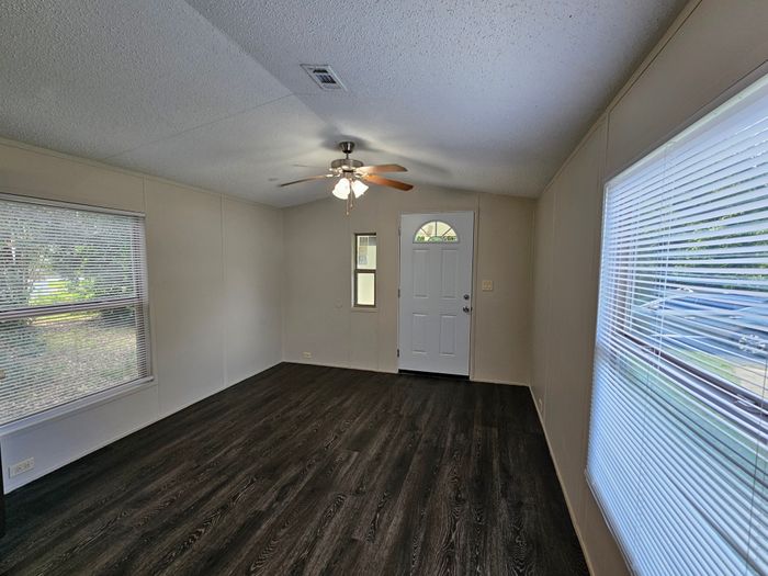 Devencrest & RV Park - Unit 5 - Interior