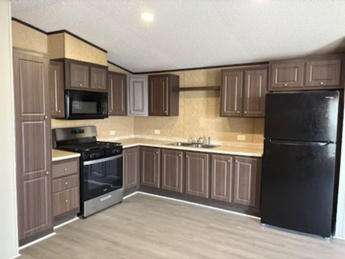 Sleepy Hollow - Unit 28 - Kitchen