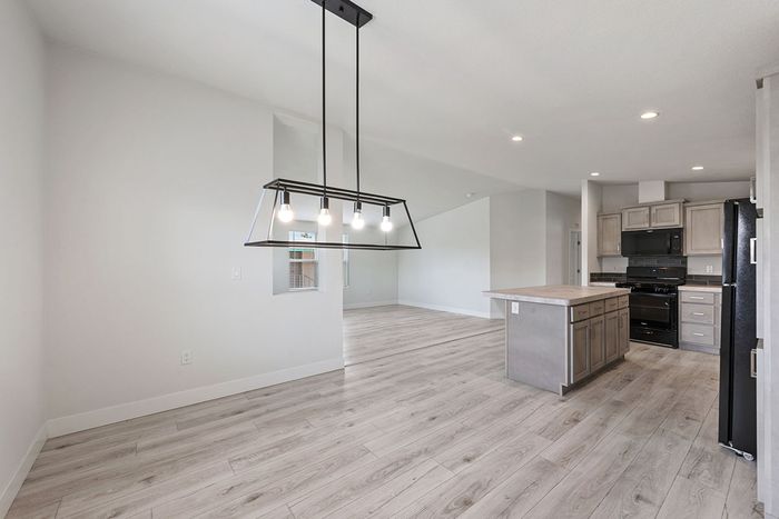 The Lakes at Hemet West - Unit 49 - Interior
