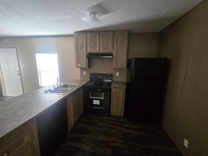 Jonesboro MHP - Unit A61 - Kitchen