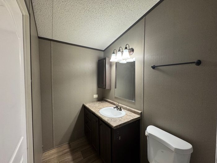 Magnolia Village - Unit 16 - Bathroom