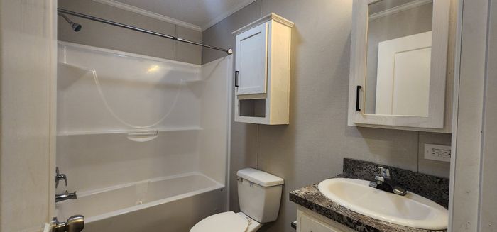 Southcrest Estates - Unit 80 - Bathroom