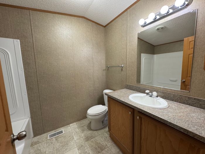 Countryside Estates KS - Unit G10 - Bathroom