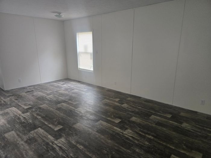 Tara MHP - Unit MRE25 - Interior