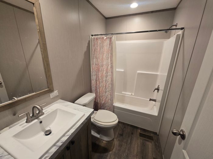 Tara MHP - Unit MRE26 - Bathroom