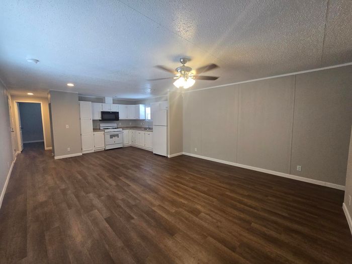 Royal Highlander - Unit BO1006 - Interior