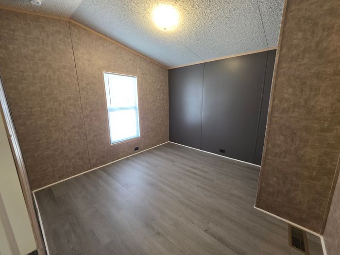 Countryside MHP OK - Unit 79 - Bedroom