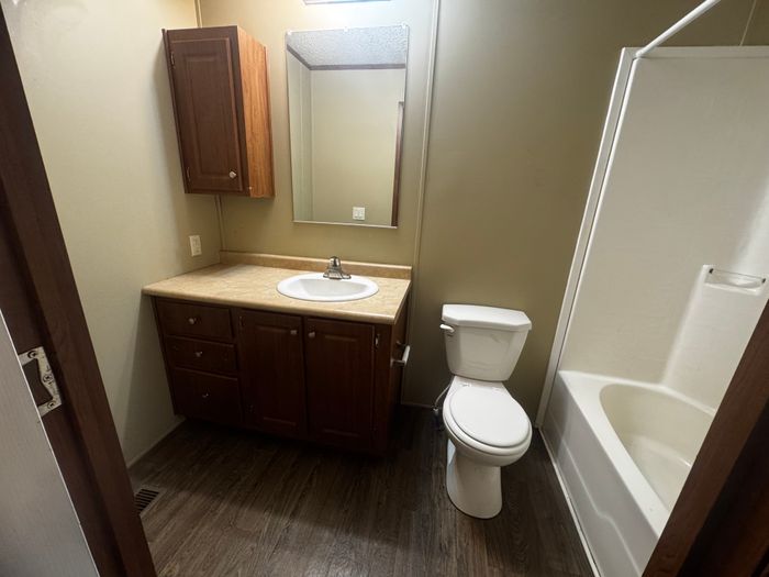 The Orchards/Paradise - Unit 75 - Bathroom