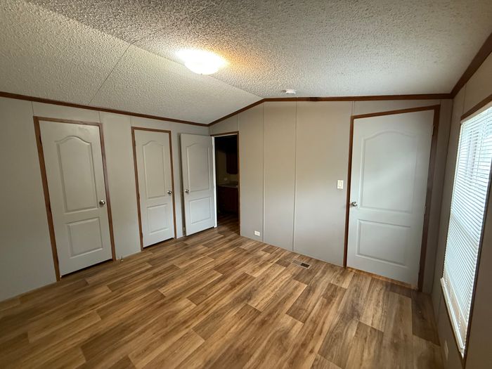 Shady Acres MH & RV Resort - Unit 233 - Bedroom