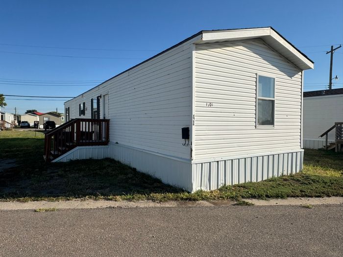 Colonial Gardens KS - Unit 41 - Exterior, Street View