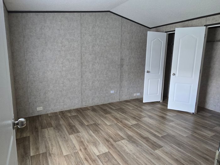 Bluegrass Meadows - Unit B22 - Bedroom