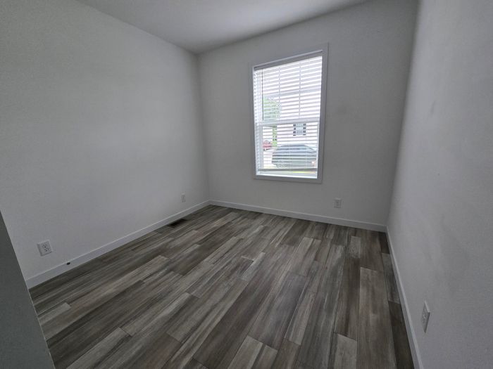 Madison MHC - Unit CV18 - Bedroom