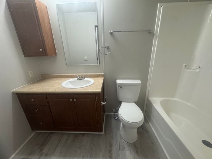 The Orchards/Paradise - Unit 113 - Bathroom