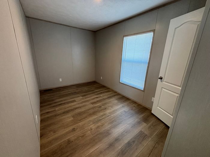 Colonial Gardens KS - Unit 19 - Bedroom