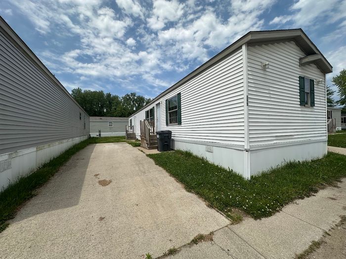 Ravines - Unit 195 - Exterior, Street View