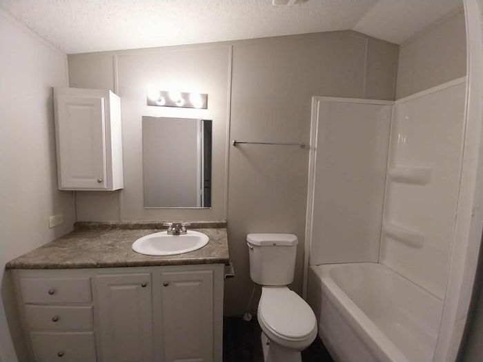 Sleepy Hollow - Unit 5 - Bathroom