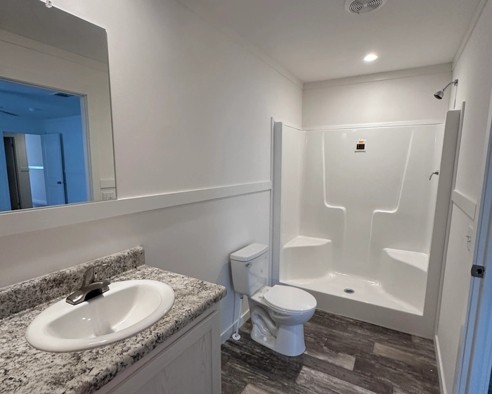 Ridgecrest RV Resort - Unit 6609I - Bathroom