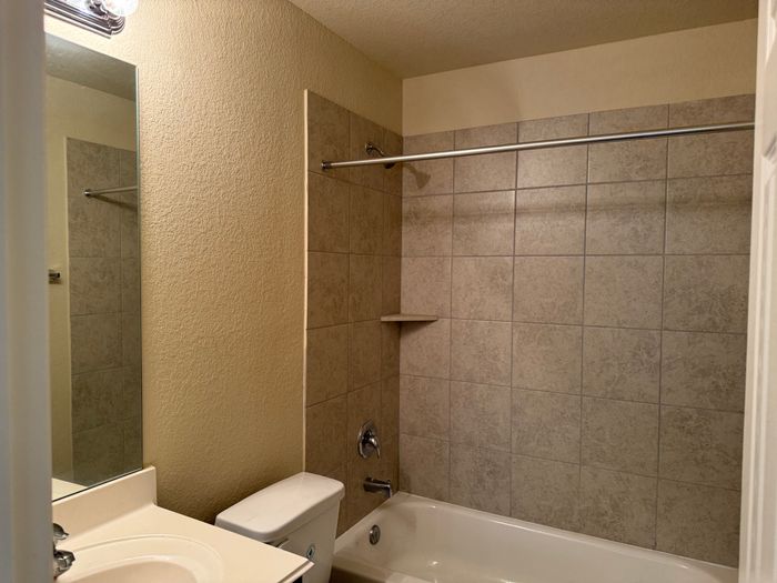 Clarke Springs - Unit 4519I - Bathroom