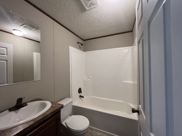 Alliance Meadows - Unit B3 - Bathroom