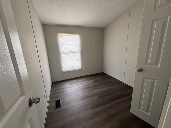 Colonial Gardens KS - Unit 35 - Bedroom