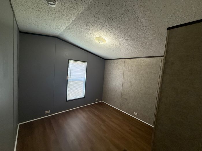 Evergreen MHP - Unit 86 - Interior