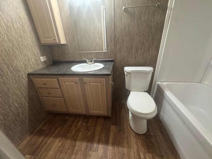 The Orchards/Paradise - Unit 51 - Bathroom