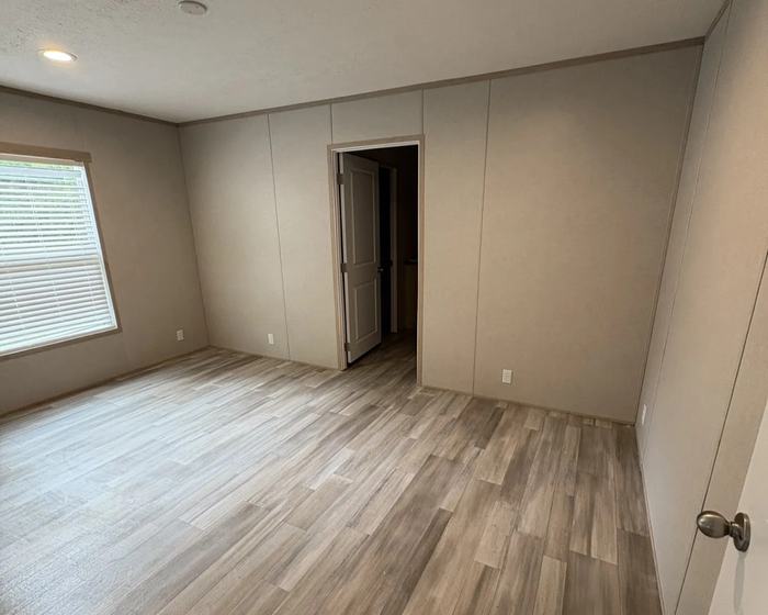 Willow Oaks MHP - Unit 106B - Interior