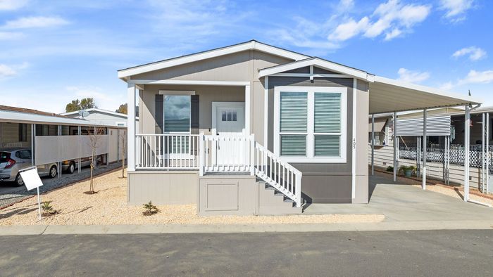 The Lakes at Hemet West - Unit 405 - Exterior