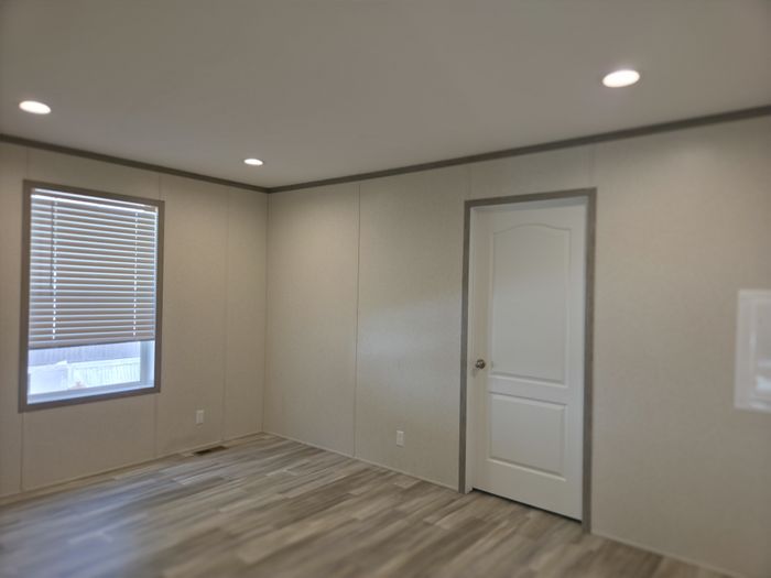 Vermillion MH and RV Park - Unit 40 - Interior