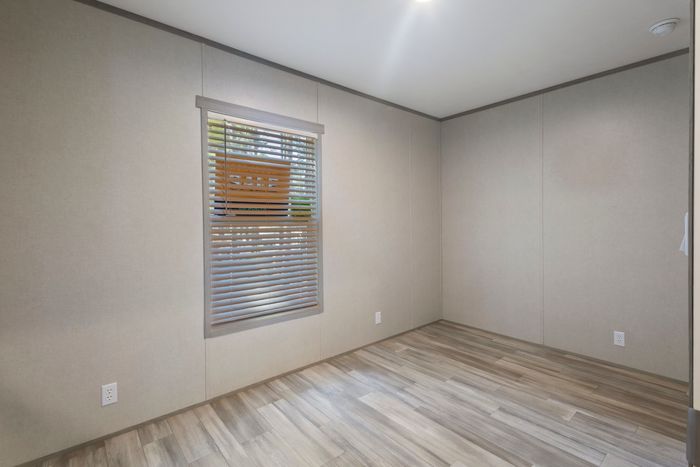 Lakeside NC (GCI) - Unit 3521 - Bedroom