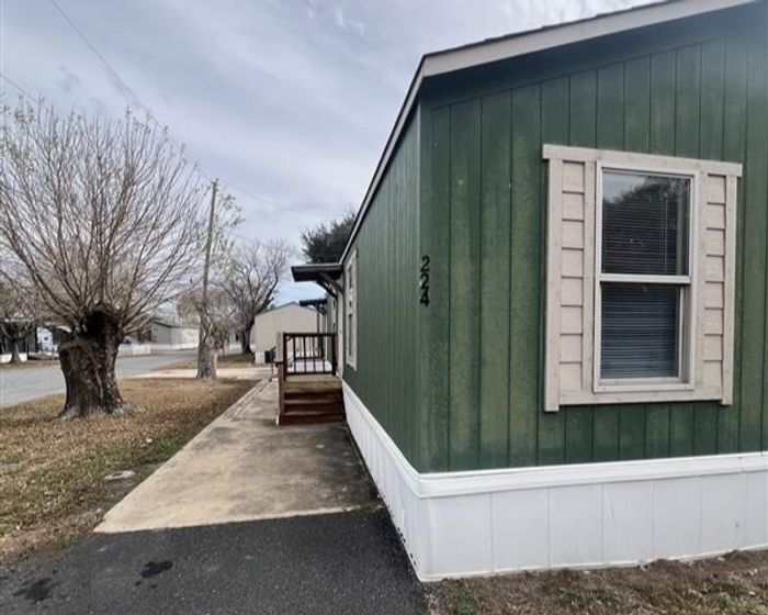 Shady Acres MH & RV Resort - Unit 224 - Exterior