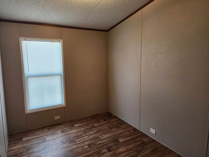 Shady Acres MH & RV Resort - Unit 314 - Interior