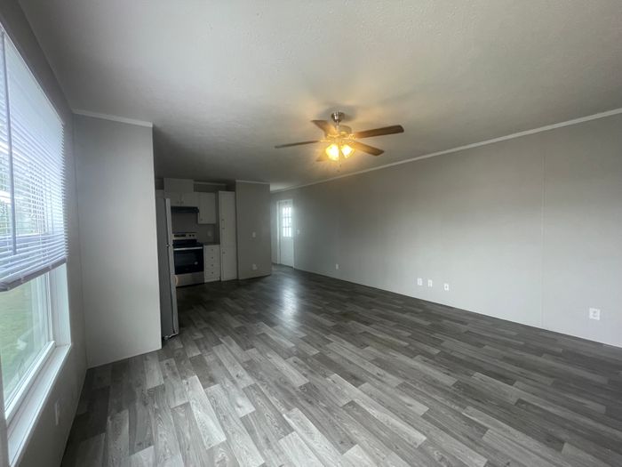 Alliance Vista MH and RV Park - Unit H10 - Interior