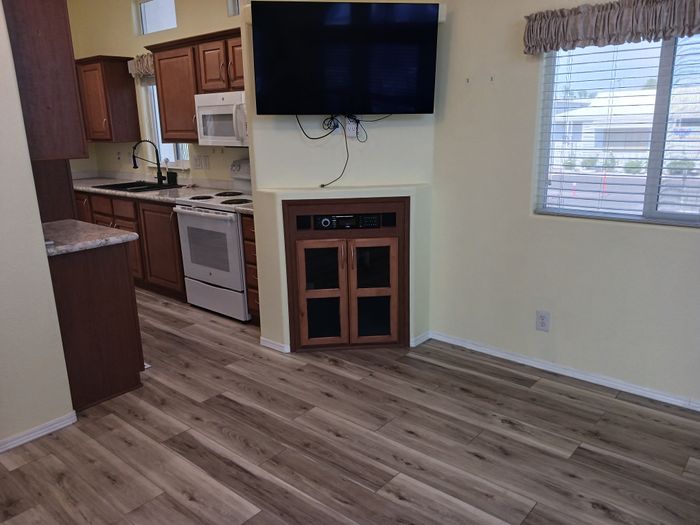 Springhaven RV Resort - Unit S25 - Kitchen