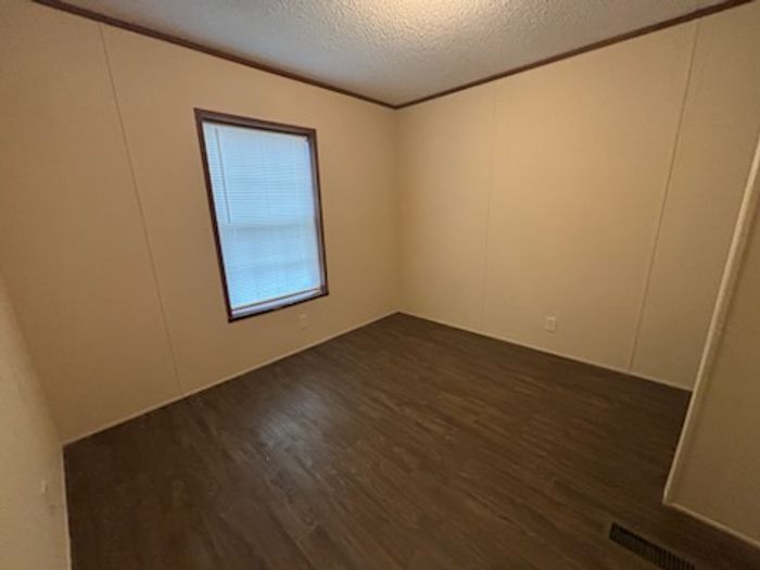 Pasadena MHC - Unit FRE2333 - Bedroom