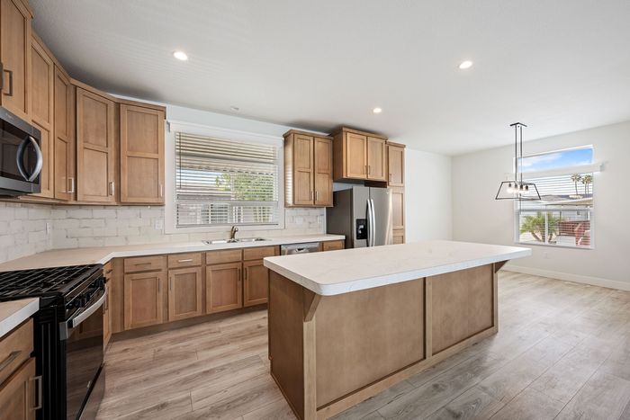 The Lakes at Hemet West - Unit 23 - Kitchen