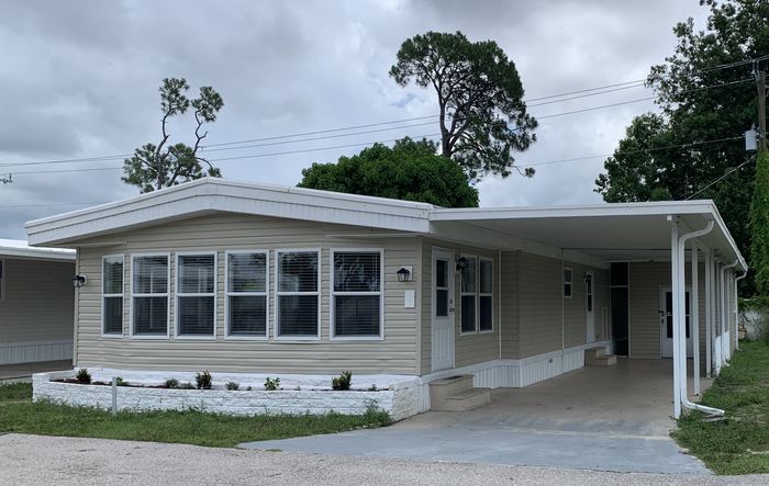 Endless Summer RV Resort - Unit 3 - Exterior