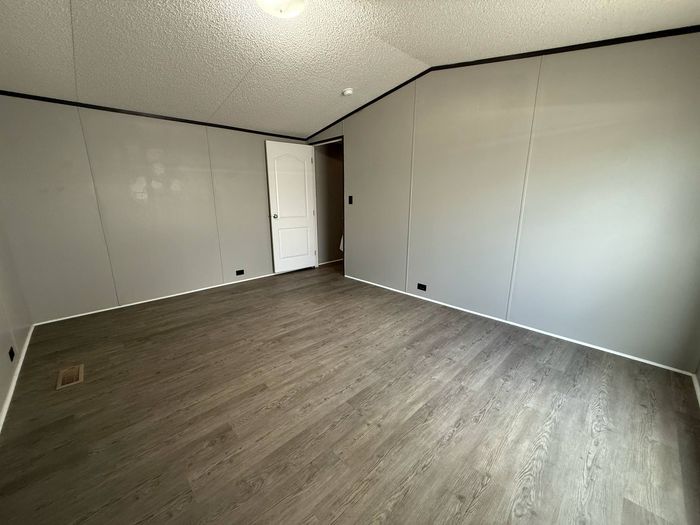 Sleepy Hollow - Unit 69 - Bedroom