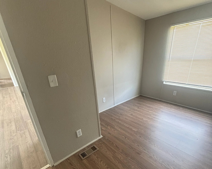Sun Meadows - Unit 175 - Interior