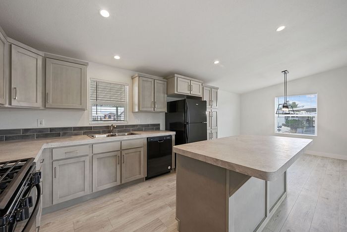 The Lakes at Hemet West - Unit 49 - Kitchen
