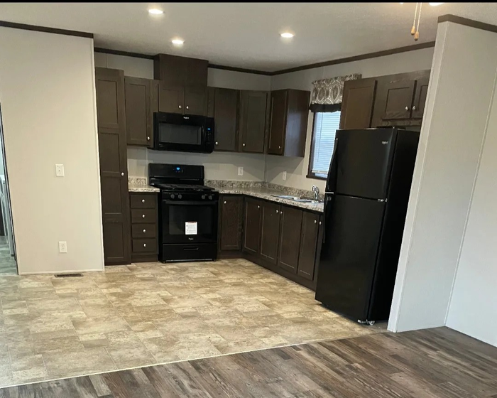 Pasadena MHC - Unit FRE2296 - Interior, Kitchen