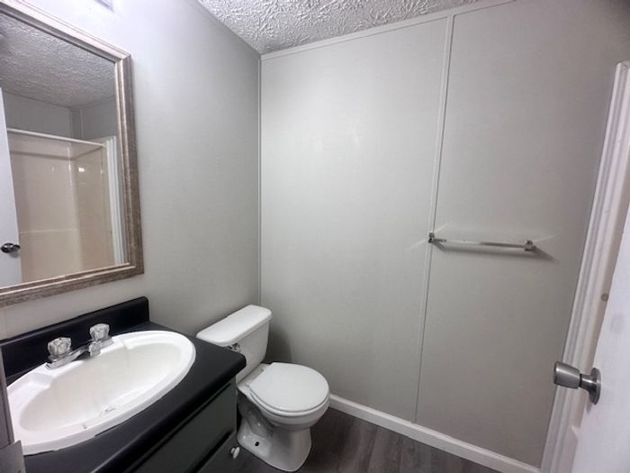 Taylors Creek - Unit 103 - Bathroom